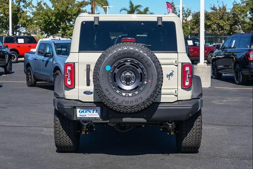 2025 Ford Bronco Badlands