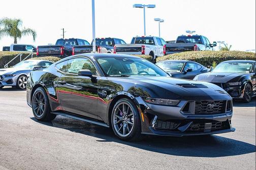 2025 Ford Mustang Dark Horse Fastback