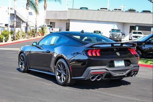 2025 Ford Mustang Dark Horse Fastback