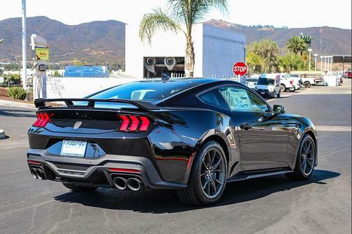 2025 Ford Mustang Dark Horse Fastback