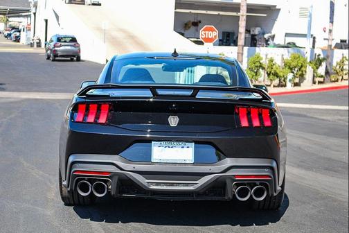 2025 Ford Mustang Dark Horse Fastback