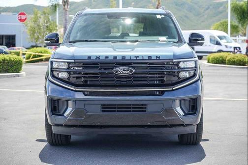 Stone Blue Metallic 2026 Ford Expedition Max Platinum