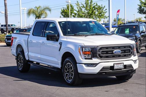 Oxford White 2023 Ford F-150 XLT
