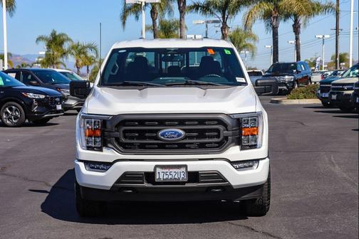 Oxford White 2023 Ford F-150 XLT