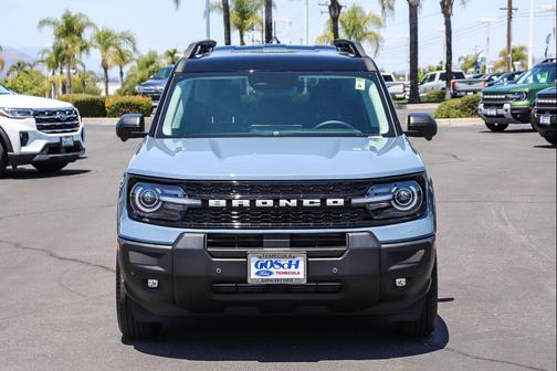 Azure Gray Metallic Tri-Coat 2026 Ford Bronco Sport Outer Banks