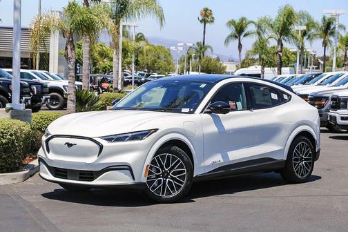 2025 Ford Mustang Mach-E Premium