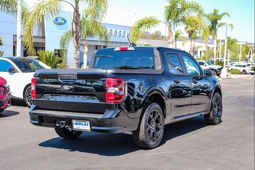 2025 Ford Maverick Lobo Standard