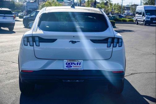 Star White Metallic Tri-Coat 2024 Ford Mustang Mach-E Select