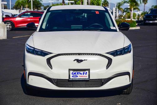 Star White Metallic Tri-Coat 2024 Ford Mustang Mach-E Select