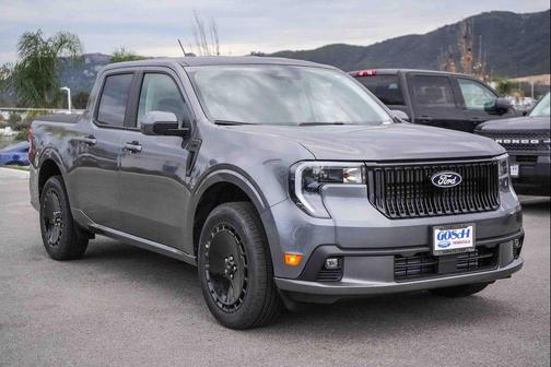 2026 Ford Maverick Lobo Standard