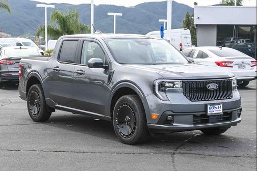 2026 Ford Maverick Lobo Standard