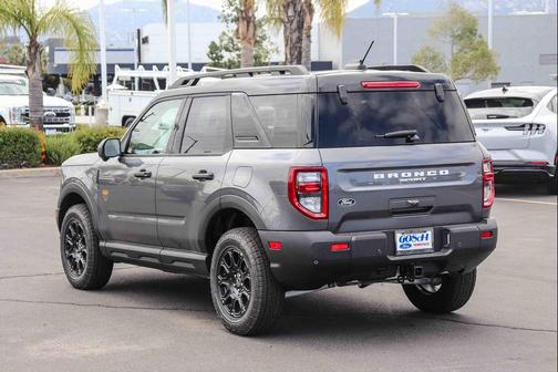 Carbonized Gray Metallic 2026 Ford Bronco Sport Badlands
