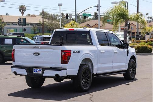 Oxford White 2025 Ford F-150 XLT