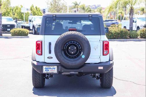 Oxford White 2026 Ford Bronco Big Bend