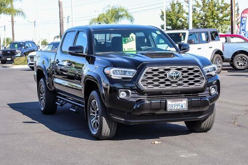 Black 2023 Toyota Tacoma TRD Sport