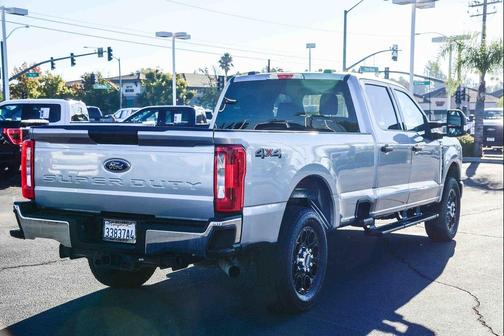 2024 Ford F-250 XLT