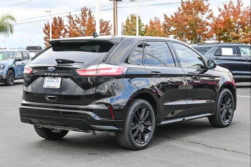 2022 Ford Edge ST Line