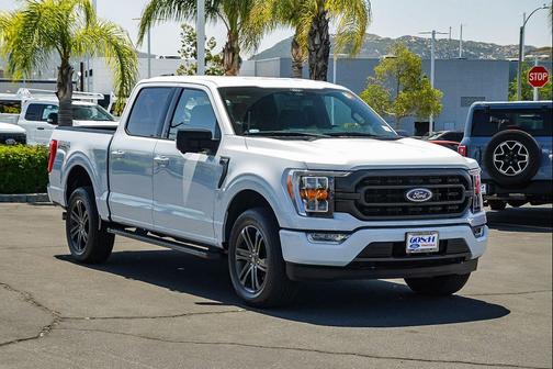 Space White Metallic 2022 Ford F-150 XLT