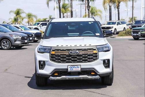 Space White Metallic 2026 Ford Explorer Tremor