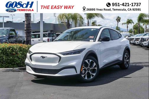 Star White Metallic Tri-Coat 2026 Ford Mustang Mach-E Select