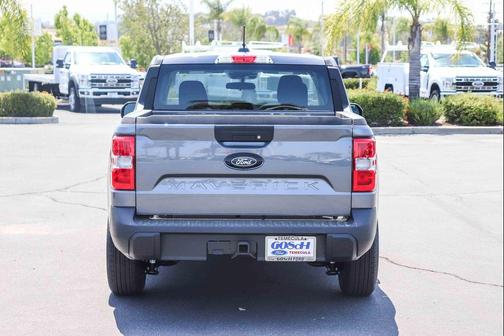 Carbonized Gray Metallic 2026 Ford Maverick XL