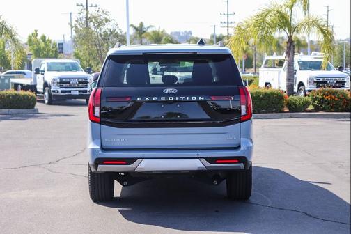 Gray Metallic 2025 Ford Expedition Max Platinum