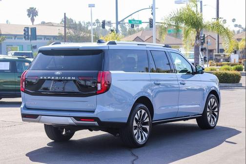 Gray Metallic 2025 Ford Expedition Max Platinum