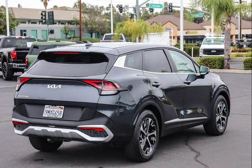 Gravity Gray 2024 Kia Sportage EX