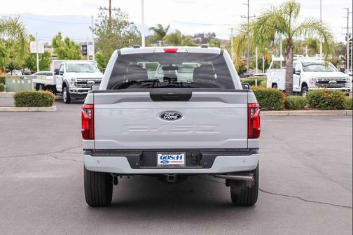 Avalanche 2026 Ford F-150 STX