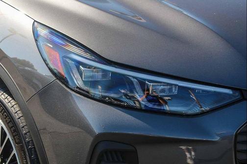 2025 Ford Escape PHEV SE