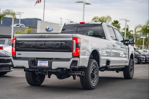 2026 Ford F-350 Platinum
