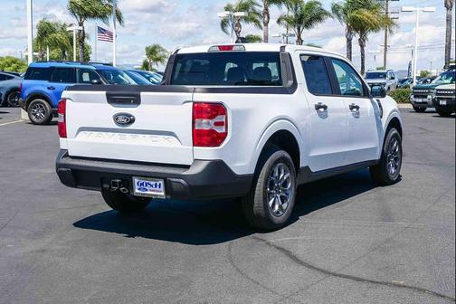 Oxford White 2026 Ford Maverick XLT
