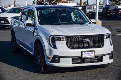 2026 Ford Maverick Lobo Standard