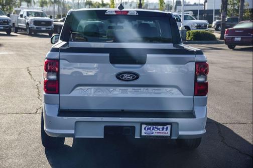 2026 Ford Maverick Lobo Standard