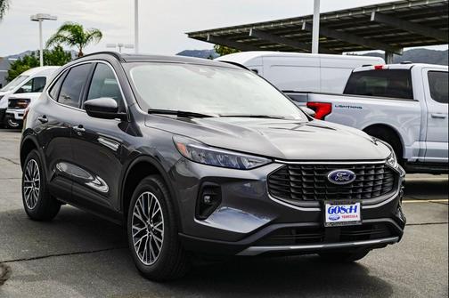 2025 Ford Escape PHEV SE