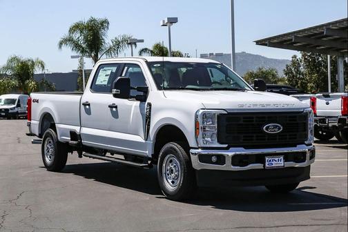 Oxford White 2026 Ford F-250 XL