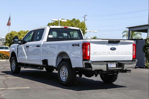 Oxford White 2026 Ford F-250 XL