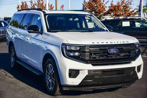 2025 Ford Expedition Max Active 4x4