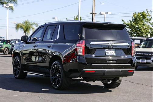 Black 2022 Chevrolet Tahoe High Country