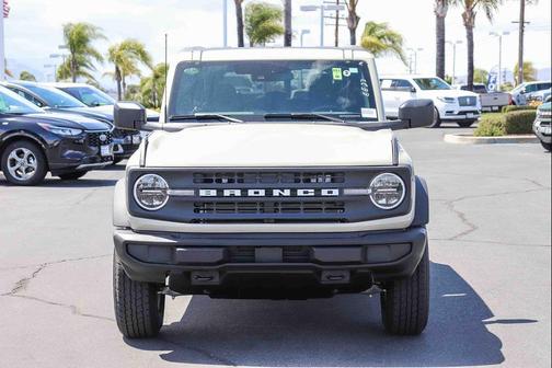 Desert Sand 2026 Ford Bronco Big Bend