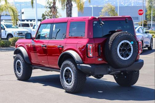 Ruby Red Metallic Tinted Clearcoat 2026 Ford Bronco Badlands