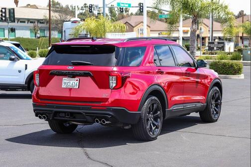 Rapid Red Metallic Tinted Clearcoat 2023 Ford Explorer ST