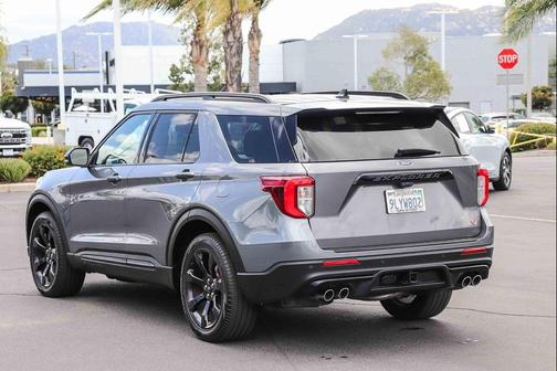 Carbonized Gray Metallic 2024 Ford Explorer ST