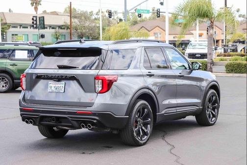 Carbonized Gray Metallic 2024 Ford Explorer ST