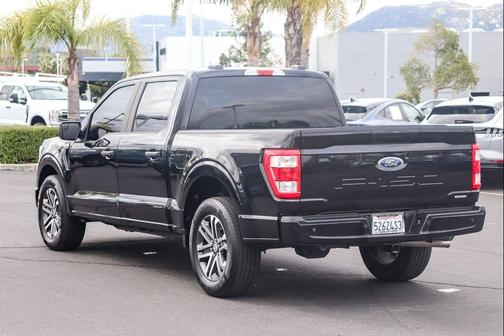 Agate Black Metallic 2022 Ford F-150 XL