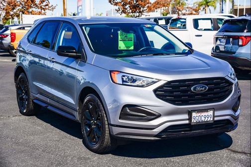 2023 Ford Edge SE