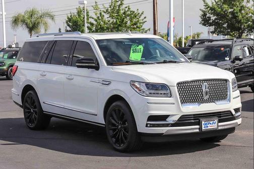 Pristine White 2020 Lincoln Navigator Reserve