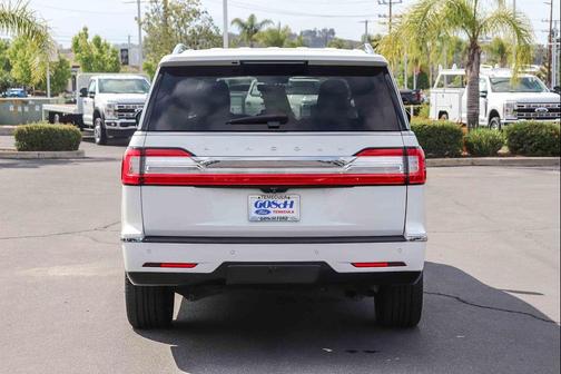 Pristine White 2020 Lincoln Navigator Reserve