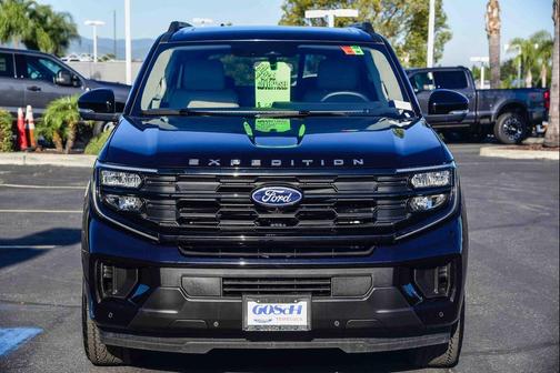 2025 Ford Expedition Max Active 4x4