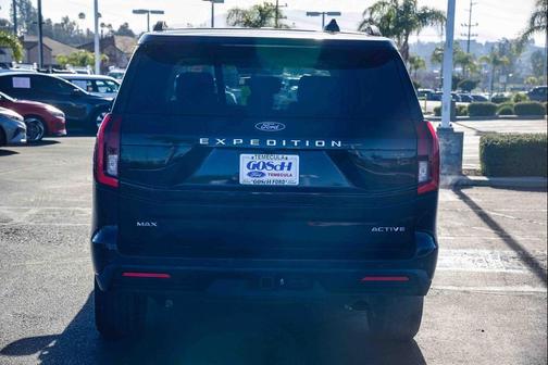 2025 Ford Expedition Max Active 4x4